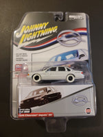 Johnny Lightning - 1996 Chevrolet Impala SS - 2021 Muscle Cars U.S.A. Series *White Lightning Chase*