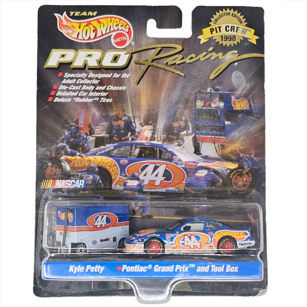 Hot Wheels - Pontiac Grand Prix & Tool Box - 1998 Nascar Pit Crew Series