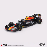 Mini GT - Oracle Red Bull Racing RB18 #1 Max Verstappen