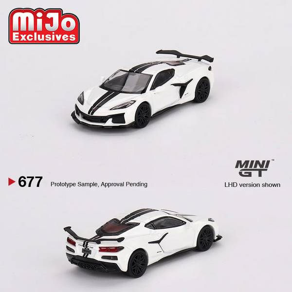 Mini GT - Chevrolet Corvette Z06 2023 – Arctic White *Pre-Order*