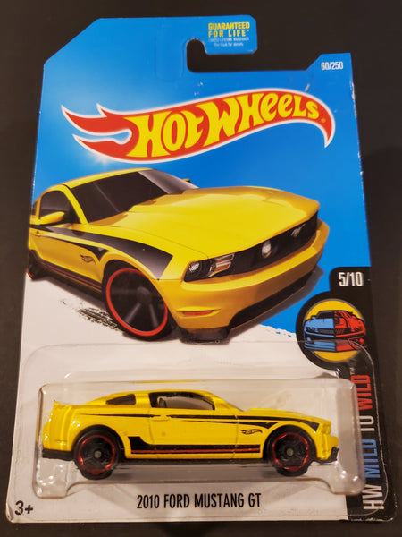 Hot Wheels - 2010 Ford Mustang GT - 2016