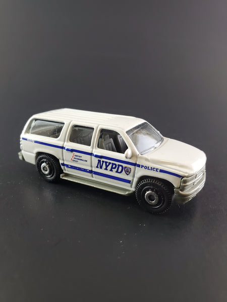 Matchbox - 2000 Chevrolet Suburban - 2016 "5-Pack Exclusive Police Rescue"
