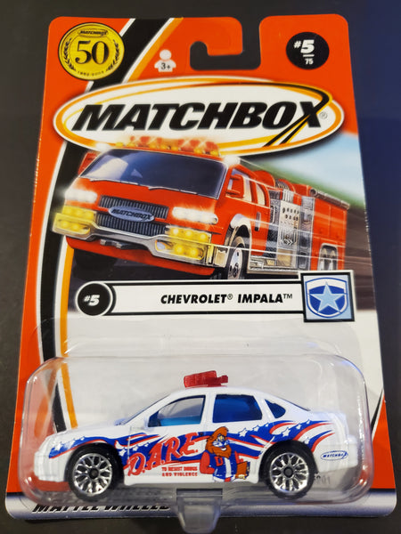 Matchbox -  2000 Chevrolet Impala - 2002