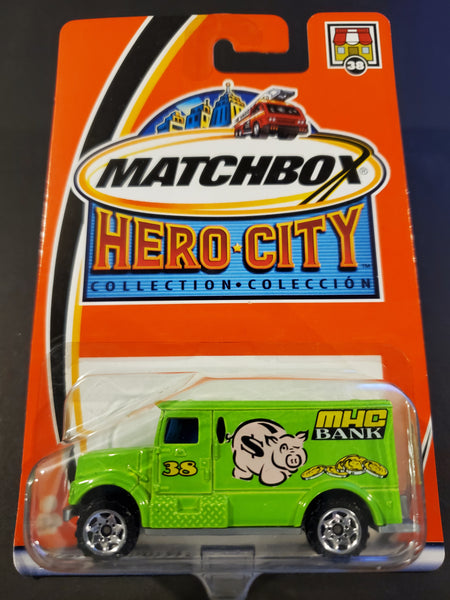 Matchbox - International Armored Truck  - 2003
