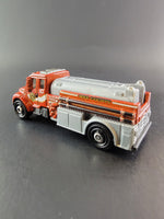 Matchbox - Freightliner M2 106 - 2021 *5 Pack Exclusive*