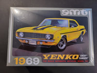 AMT - 1969 Yenko Chevy Camaro - 1/25 Scale Model Kit