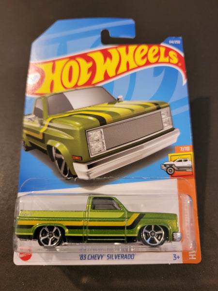 Hot Wheels - '83 Chevy Silverado - 2022