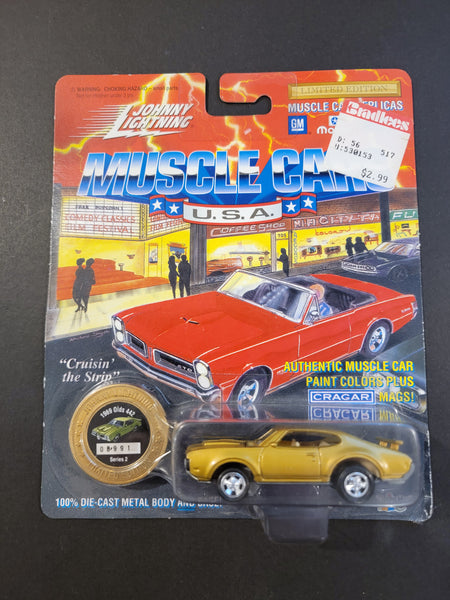 Johnny Lightning - 1969 Olds 442 - 1994 Muscle Cars U.S.A Series