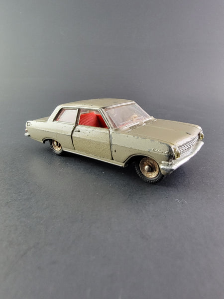 Dinky Toys - Opel Rekord - Vintage *1/43 Scale*