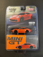 Mini GT - Porsche 911 Carrera 4S - Lava Orange
