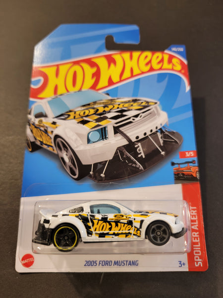 Hot Wheels - 2005 Ford Mustang - 2022