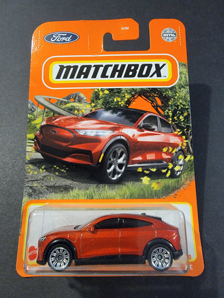 Matchbox - 2021 Ford Mustang Mach-E - 2022