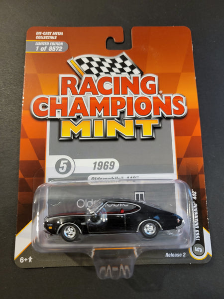 Racing Champions - 1969 Oldsmobile 442 - 2022 Mint Series