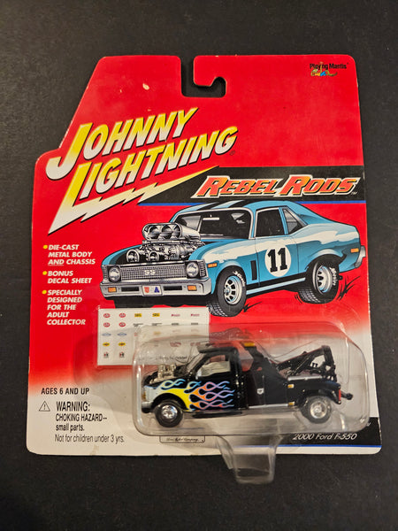 Johnny Lightning - 2000 Ford F-550 Tow Truck "Tow-Nado" - 2002 Rebel Rods Series